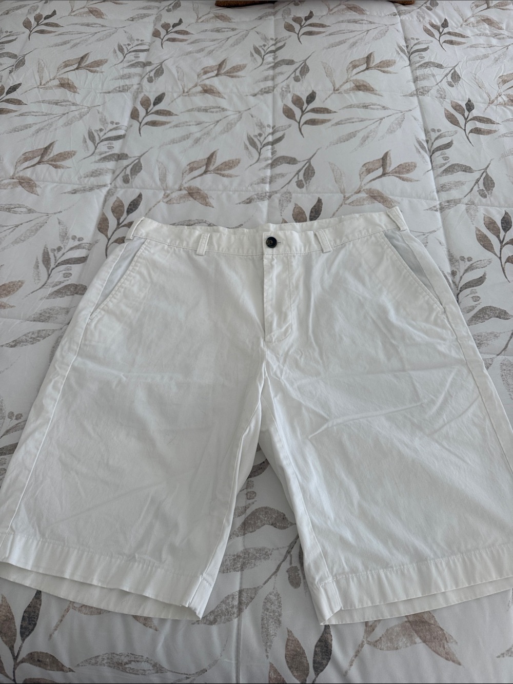 Men's White Casual Cotton Shorts